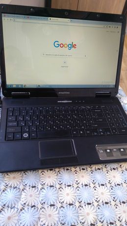 Ноутбук Acer emachines 725 (RAM 4 HDD 500 Intel T4500)