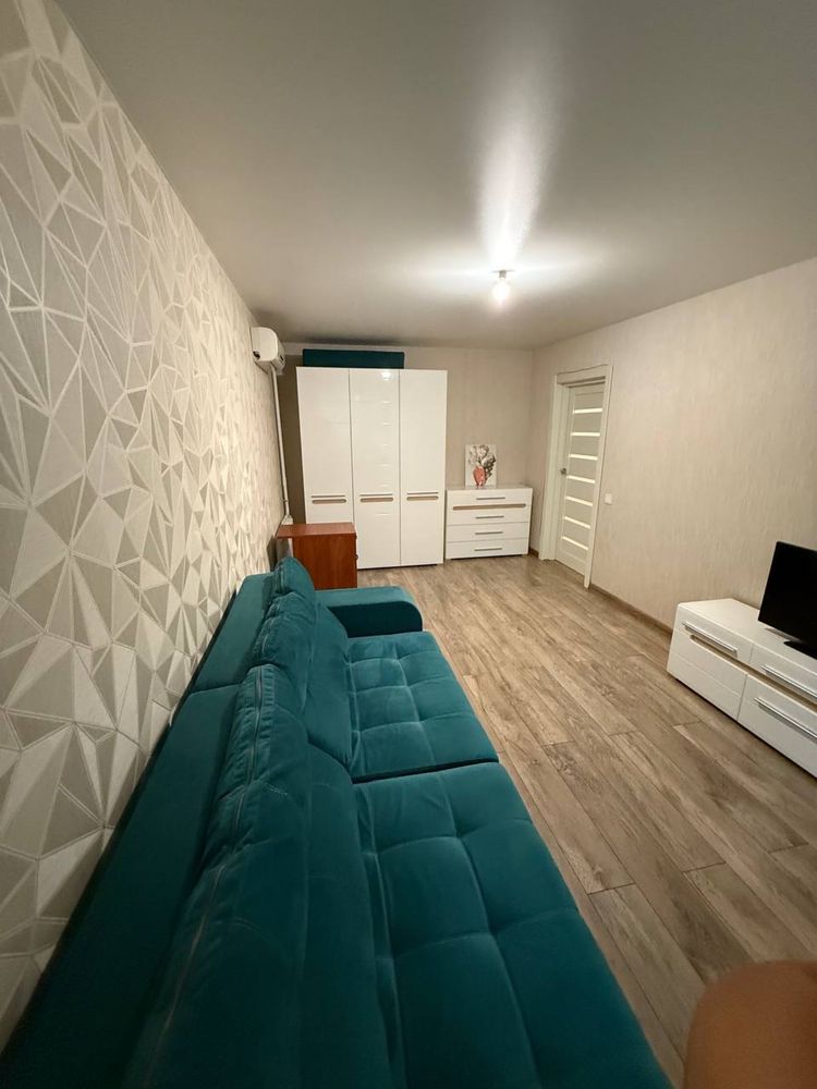 Продается 2к квартира, 2 этаж, Тополь-2