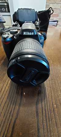 Aparat lustrzanka Nikon D60+Nikon DX AF-S Nikor 18-135+ torba Samsonit