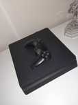 PS4 SLIM com comando