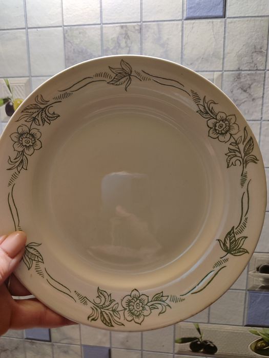 Продам тарелки Буди. 60, 70 годов. Для коллекции.