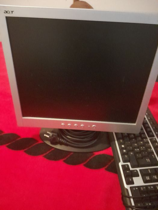 Vendo ecra acer bom estado