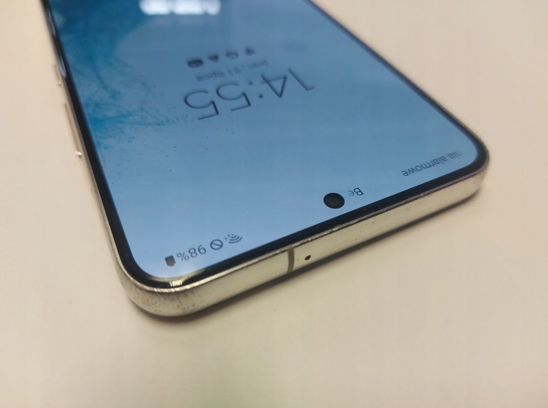 Samsung Galaxy s22 biały 128 GB