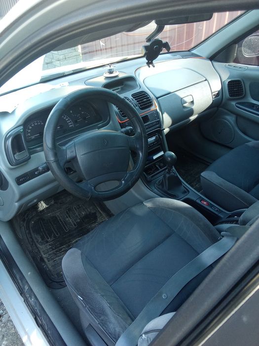 Продам Рено лагуна