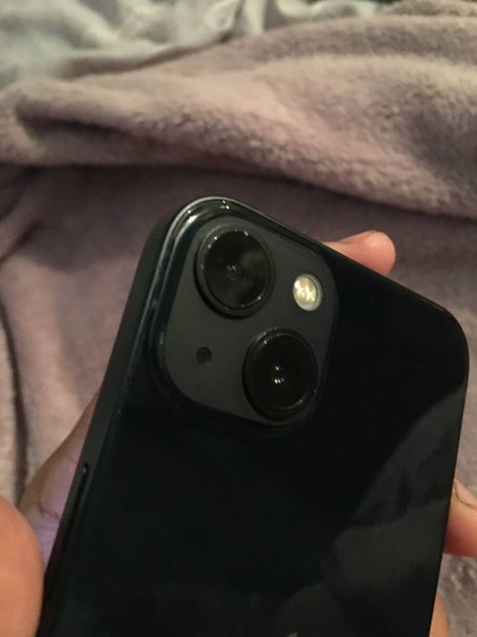 Продам айфон 13 в хорошем состоянии