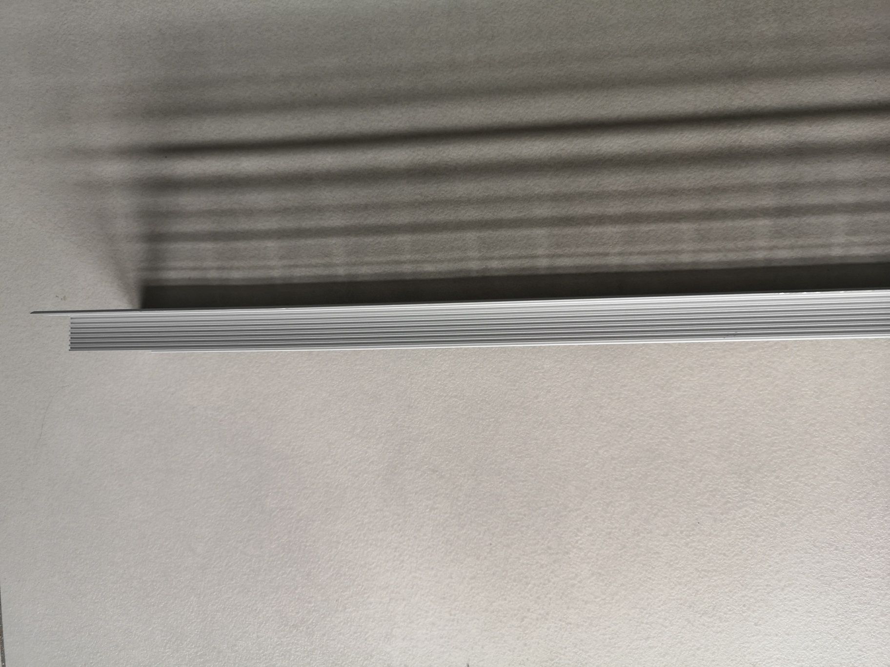 Kratka wentylacyjna aluminiowa Nowa