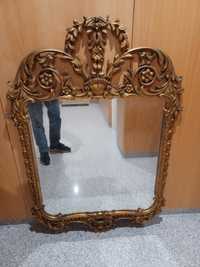 Espelho antigo de grande dimensão em talha de madeira