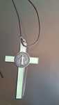 Crucifixo negociável