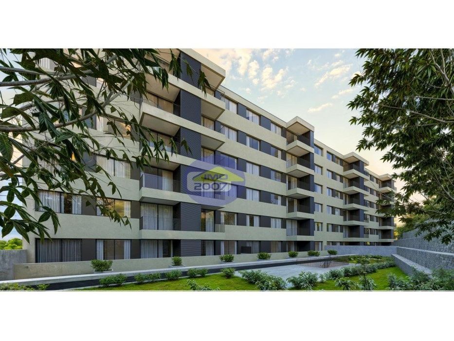 Apartamento T1 com terraço em São João da Madeira