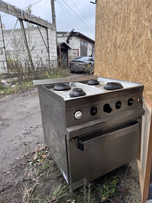 Газова плита професійна для рестораннів