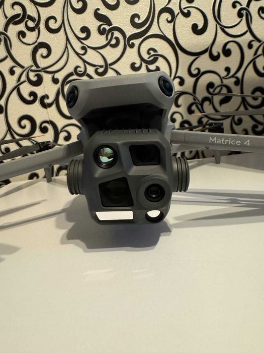 DJI Matrice 4 Thermal