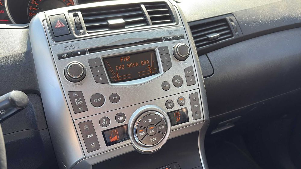 Toyota Verso 2.0 D-4D 7 lugares