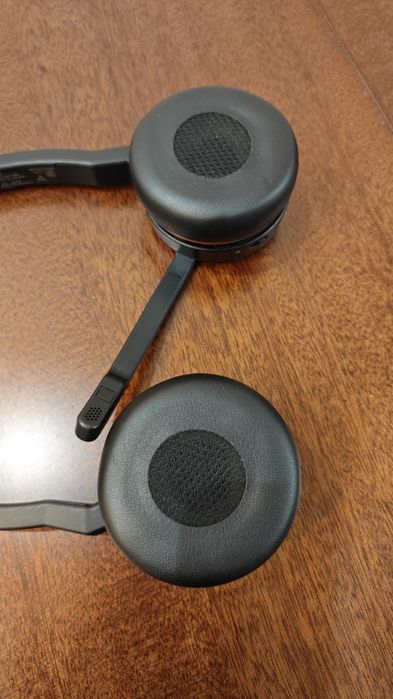 Навушники, професійна гарнітура Jabra Evolve 75 із зарядною станцією