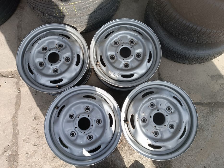 Sprzedam orginalne Felgi stalowe do Forda r15 5x160