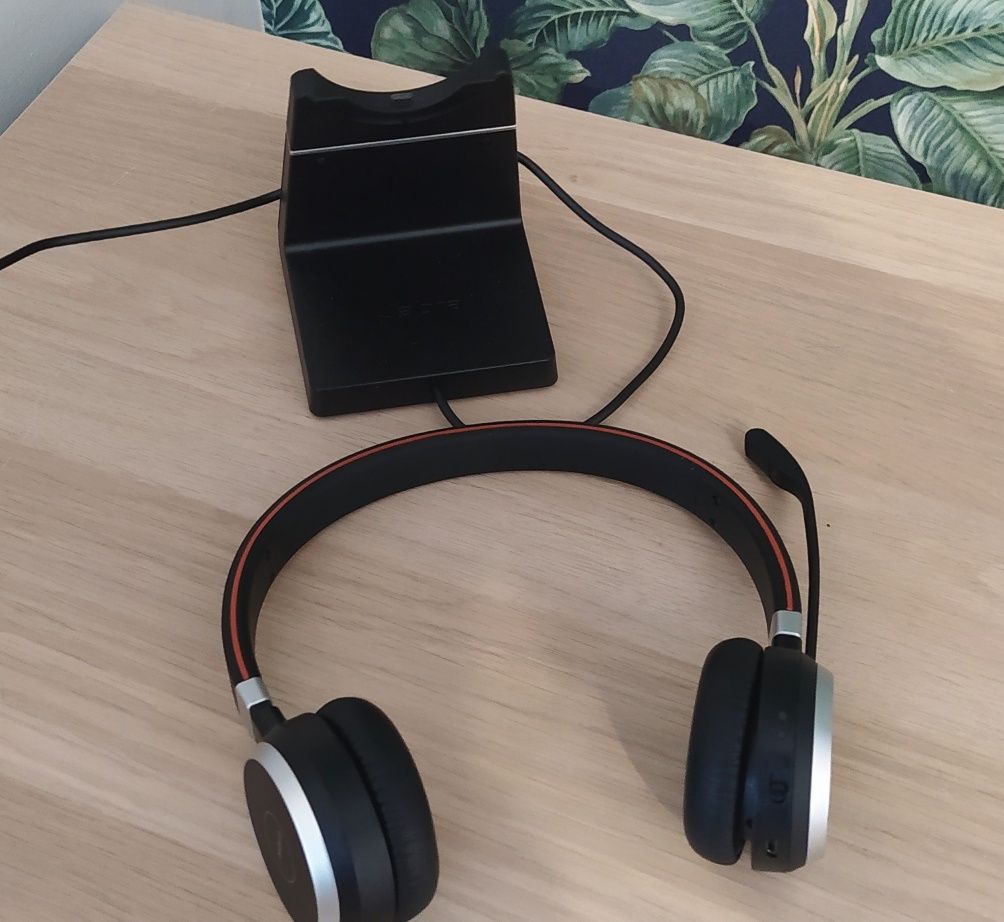 Słuchawki bezprzewodowe JABRA EVOLVE 65 + stacja