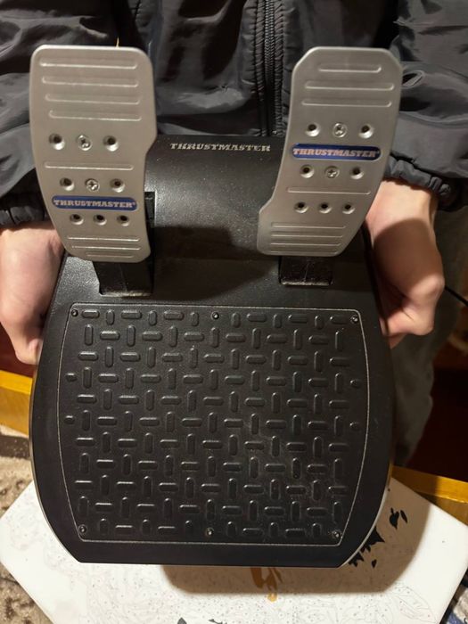 Продажа игрового руля Thrustmaster TMX Force Feedback + педали