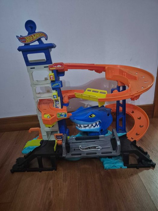 Varias Pista hotwheels