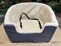 Amazon Basics fotelik samochodowy dla psa/kota 52x42x39cm