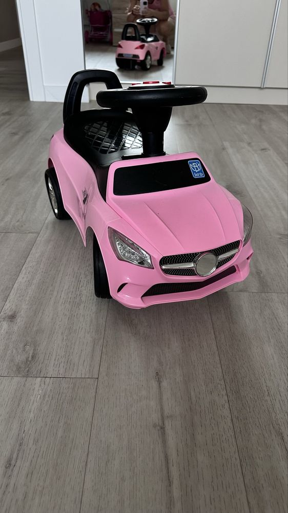 Дитяча машинка, толокар