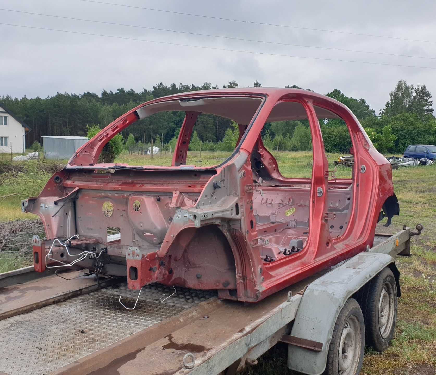 Renault Twingo III 3 lewy próg podłużnica TENNP