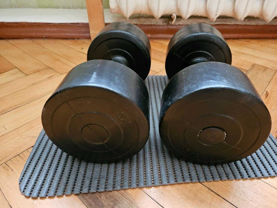 Гантели LiveUp Cement Dumbell 2 шт х 5 кг Black (LS2003)