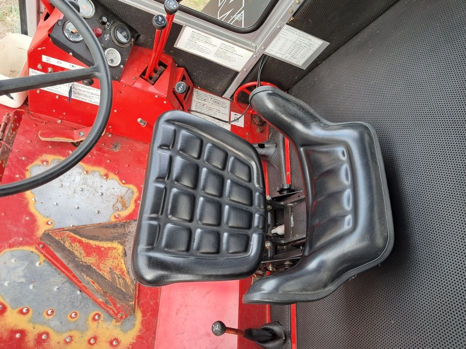 Комбайн Massey Ferguson 330!