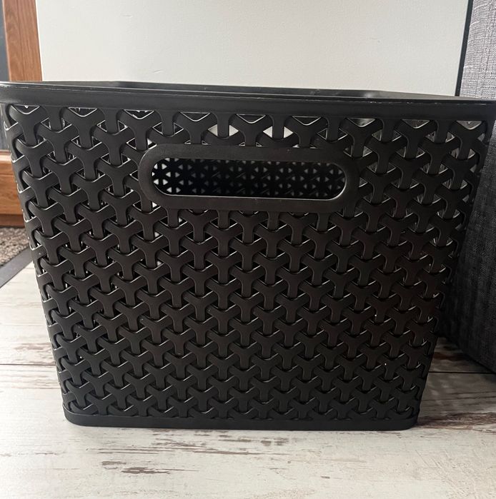 Brązowy Stojak na ręczniki z półkami. Kwietnik brązowy. Półki brązowe