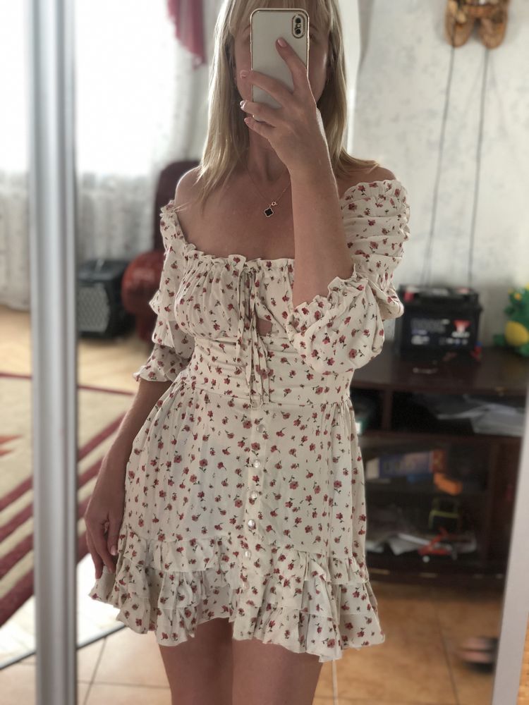 Сукні розпродаю miss diamond б/у xs/s