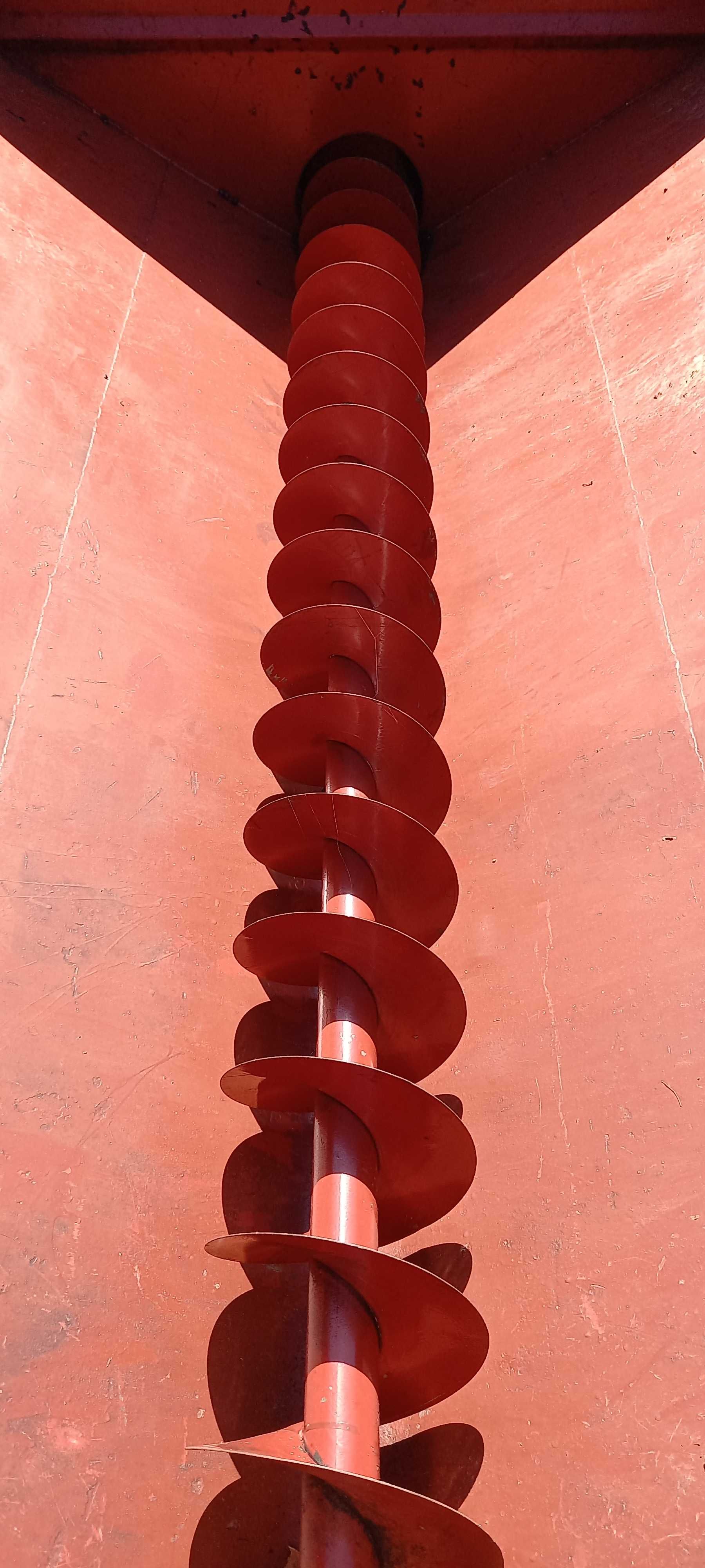 Reboque Esmagador de Uvas (senfim)