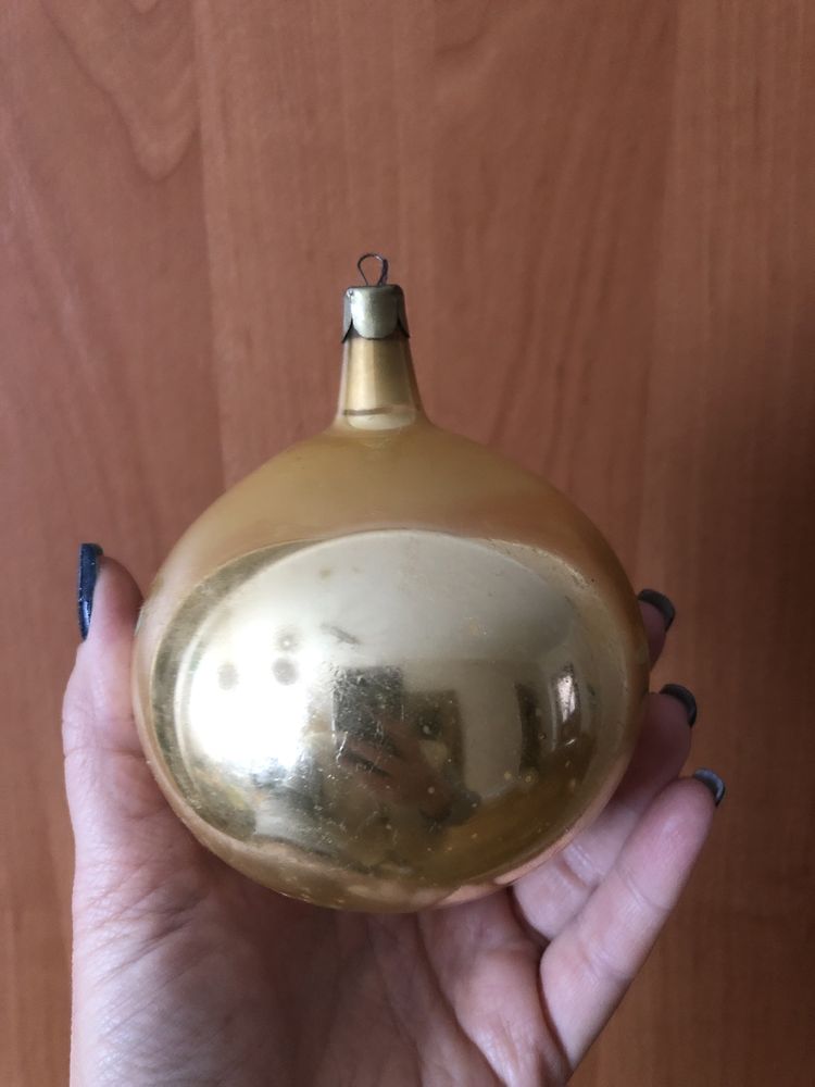 Старовинна радянська новорічна іграшка на ялинку ялинкова прикраса