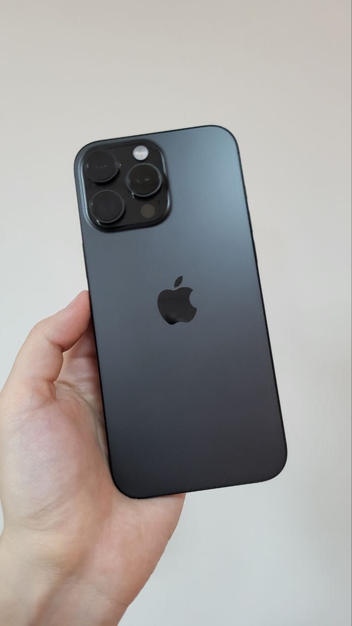 iPhone 16 Pro Max 256 gb та подарунок — AirPods Pro 2
