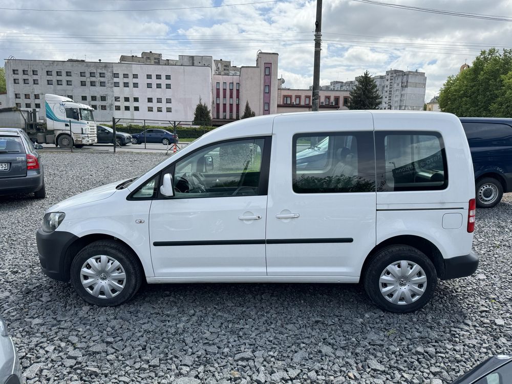 Volkswagen Caddy заводський пасажир