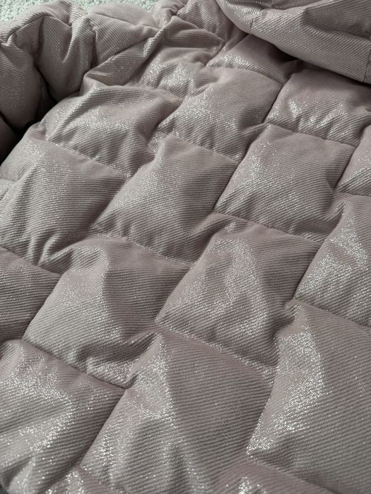 Жіноча зимова куртка S