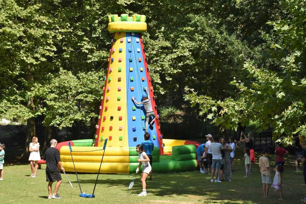 Air bungee, insufláveis, varredora, torre escalada, insuflável gigante
