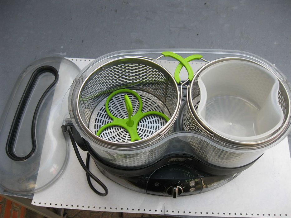 Продам пароварку TEFAL