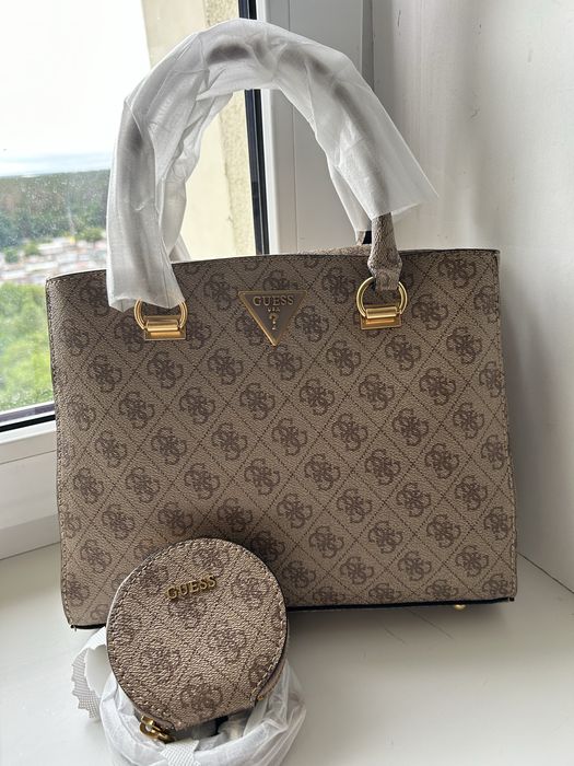 Сумка сетчел guess alexie