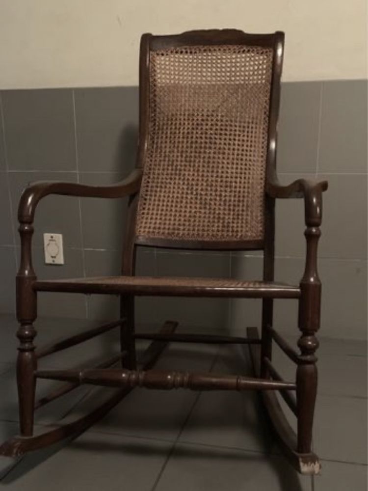 Poltrona - Cadeira baloiço Vintage