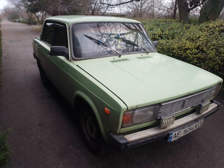 Продам Ваз 2105 + торг.