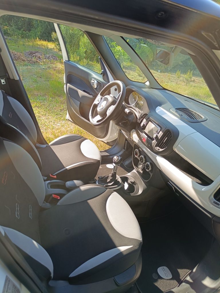 Fiat 500L 1.4 Benzyna 95KM 2013r tylko 64tys przebiegu