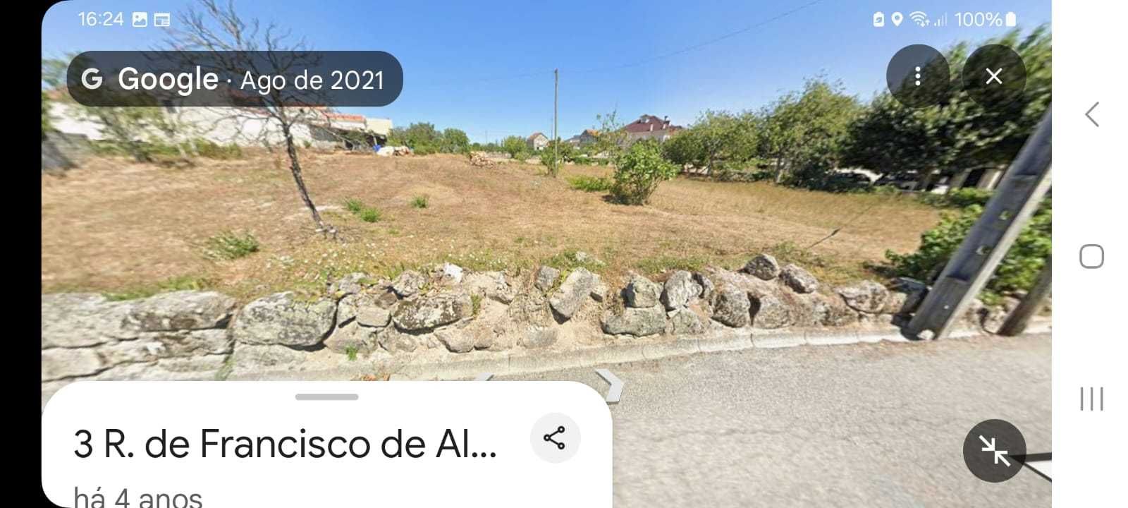 Terreno com licença para construçâo