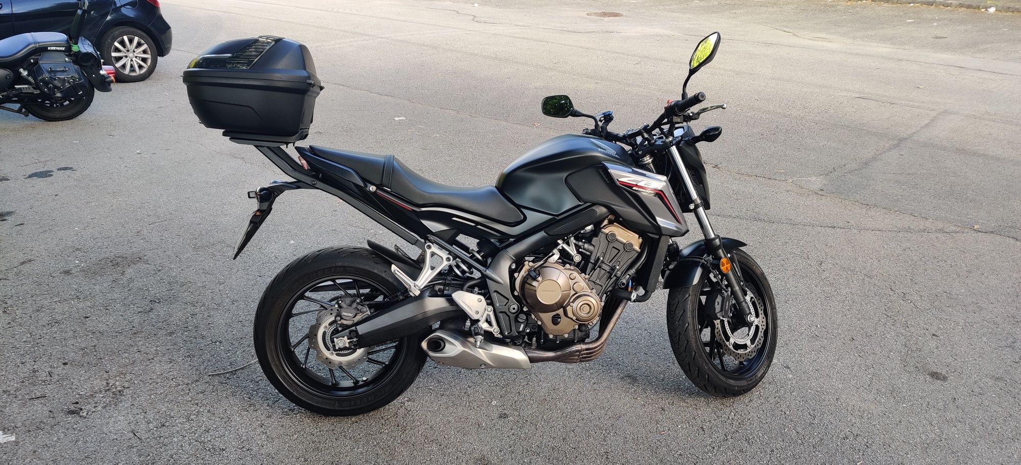 Honda CB650F (2018)