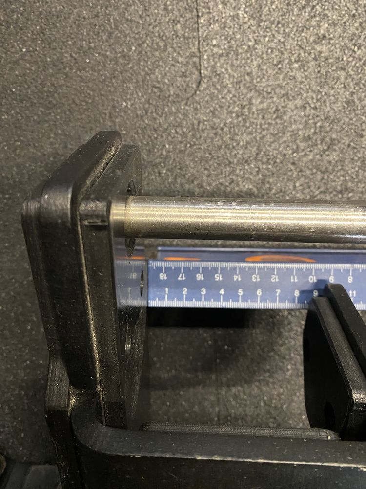 Haki na stojak / bramę CrossFit na profil 80x80 mm DARE