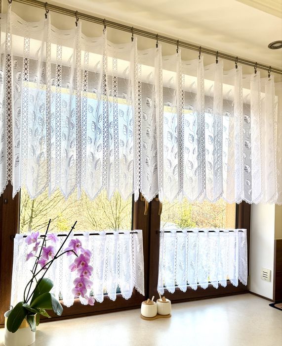 Zazdrostka Biała Liście Pnącza Żakardowa Firanka Do Kuchni wys 40 cm