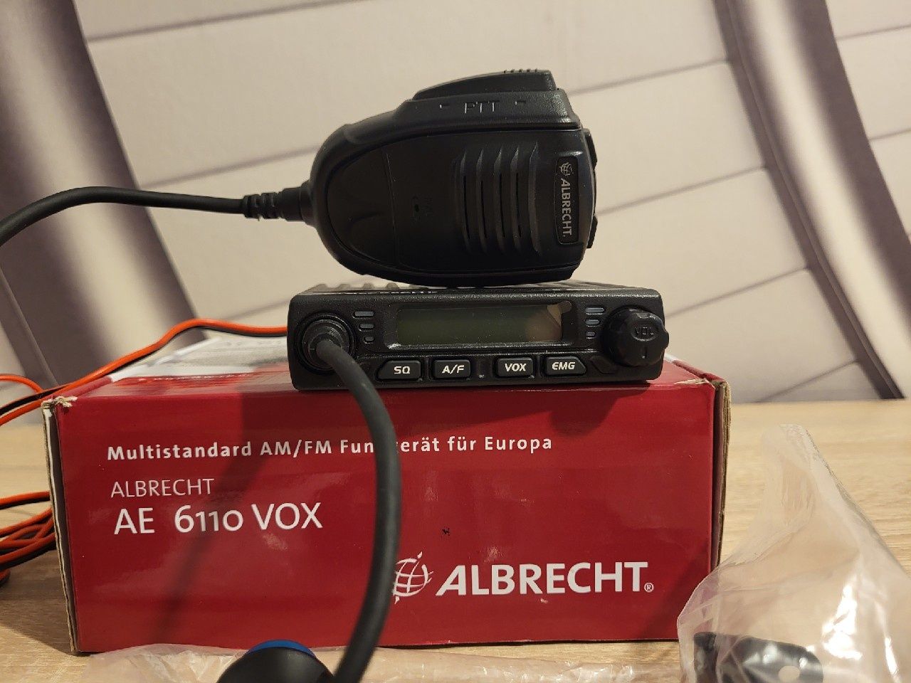 Cb radio Albrecht AE 6110 z funkcją VOX