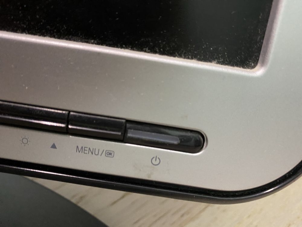 Монітор philips 190c8 19дюймів