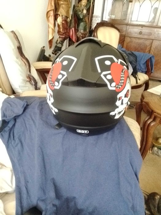 capacete de moto novo