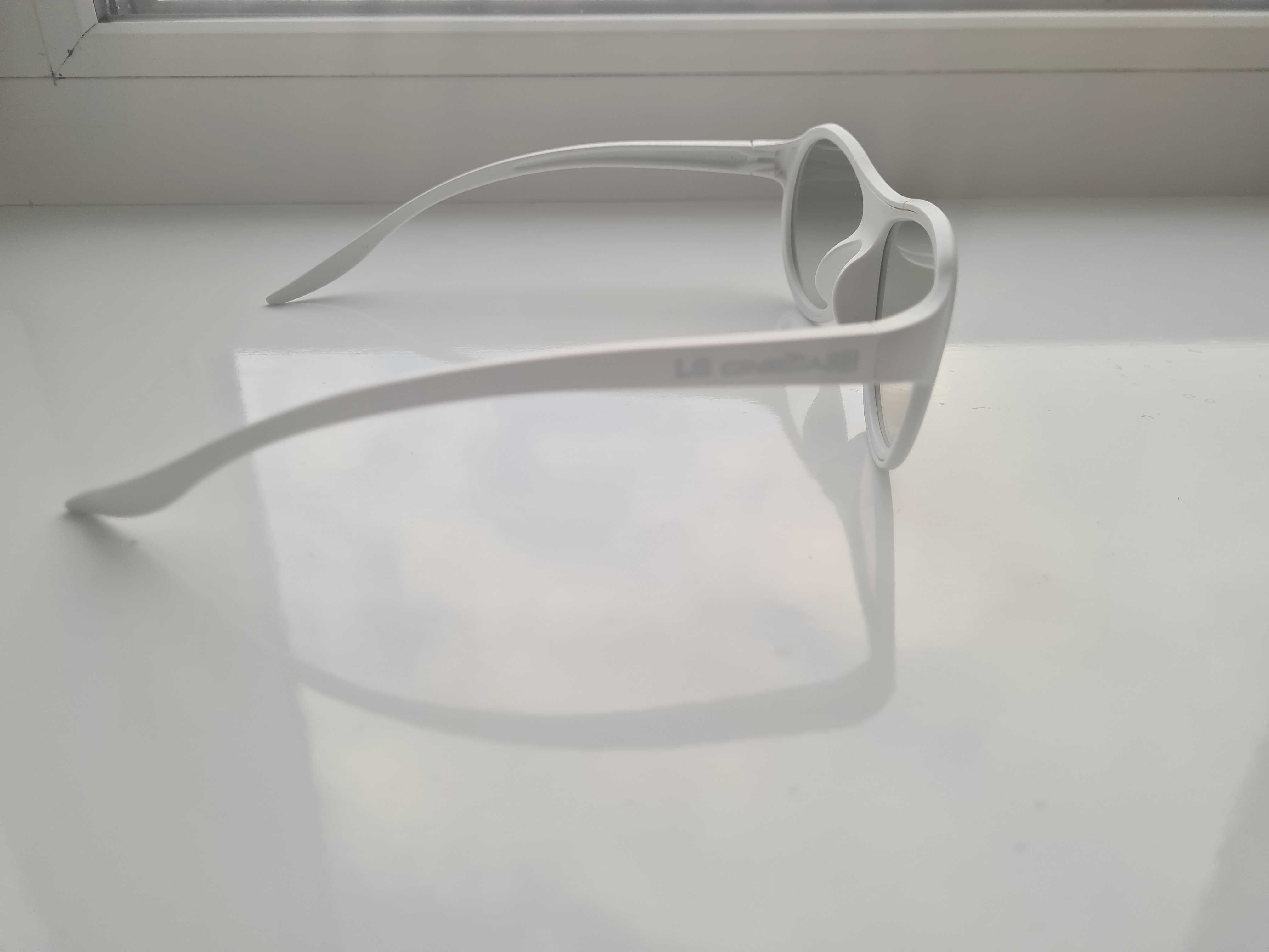 Продам нові пасивні 3D окуляри LG