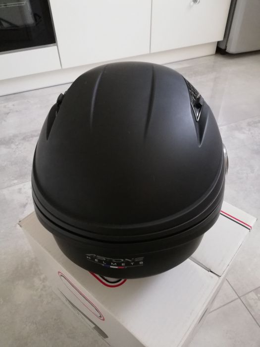 Kask motocyklowy Aston