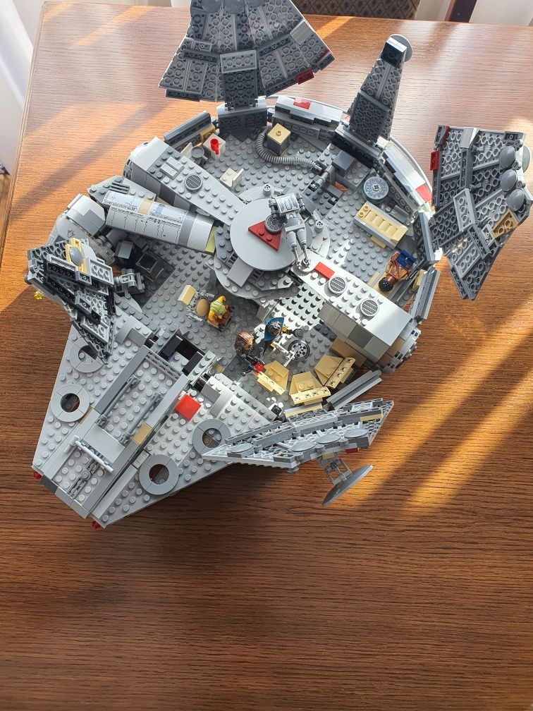 Klocki LEGO 75257 Star Wars Sokół Millenium