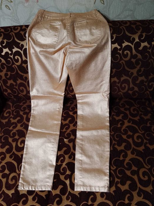 джинсы новые женские ("золотые")  праздничные новогодние супер креатив